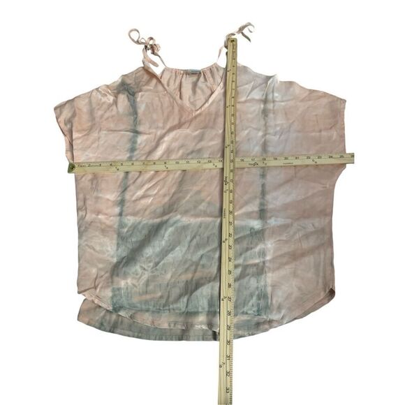 Beautiful Women's XCVI Women’s M Cold Shoulder Top Peach And Gray Tie Dye blouse - Picture 7 of 7